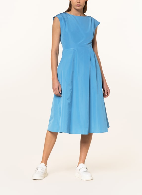 WEEKEND MaxMara Kleid ERIK HELLBLAU