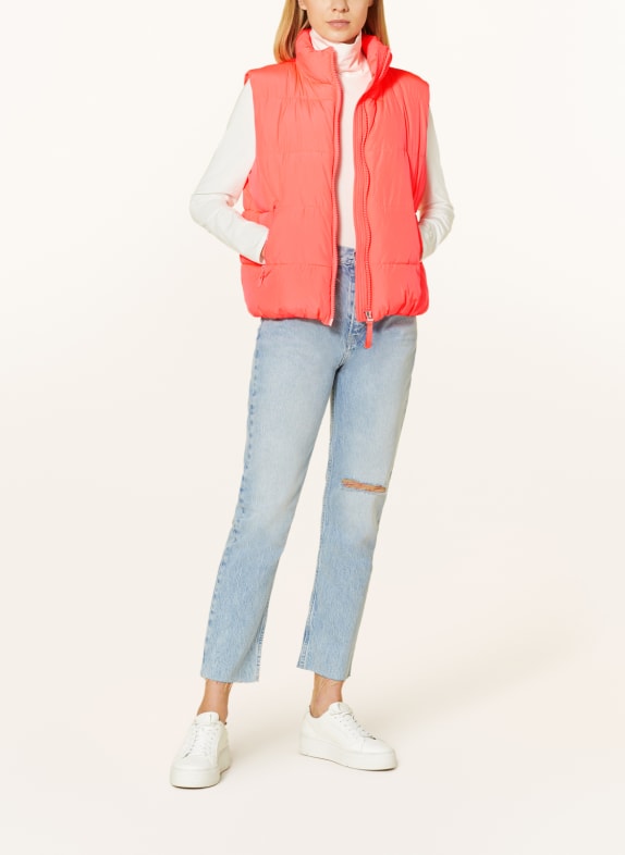 comma casual identity Quilted vest SALMON