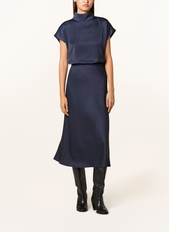 DRYKORN Blouse ALARIA_1 van satijn DONKERBLAUW