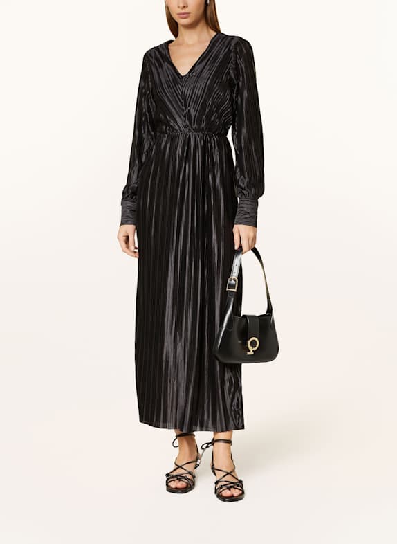Y.A.S. Plisseekleid SCHWARZ