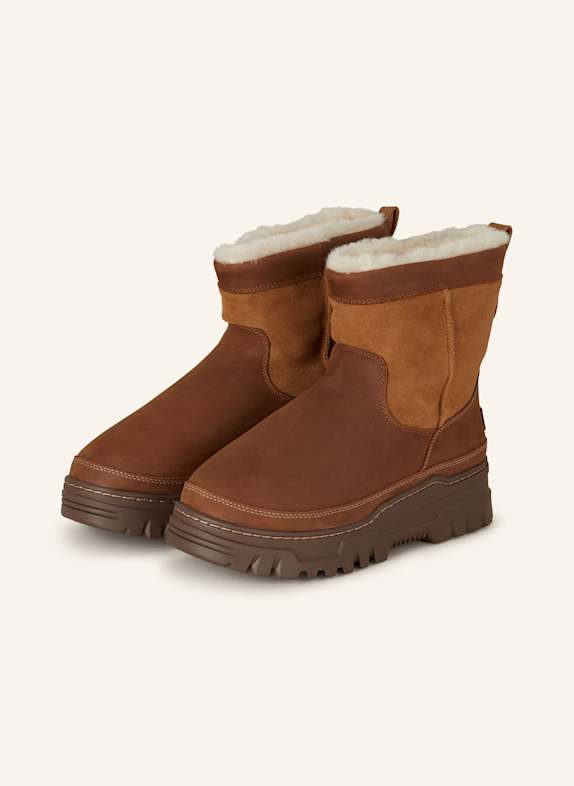 UGG TRAILGAZER platform boots BROWN