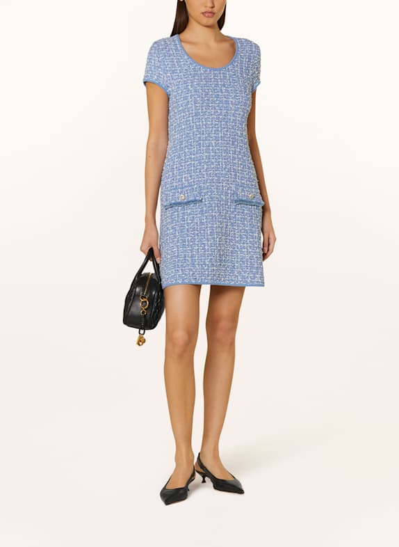 LIU JO Bouclé-Kleid mit Schmucksteinen BLAU/ WEISS