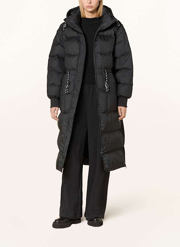 adidas by Stella McCartney Steppmantel mit abnehmbaren Ärmeln SCHWARZ
