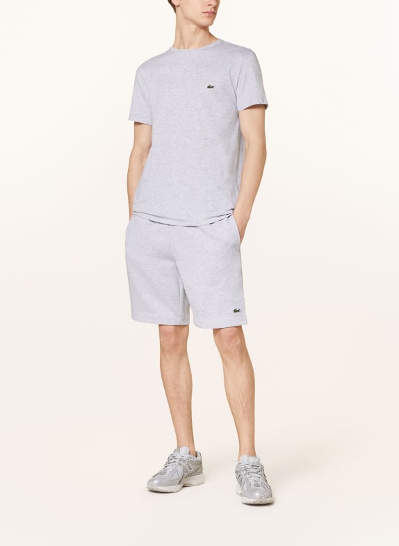 LACOSTE Sweatshorts LYSEGRÅ