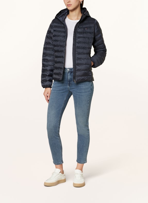 TOMMY HILFIGER Steppjacke mit abnehmbarer Kapuze DUNKELBLAU