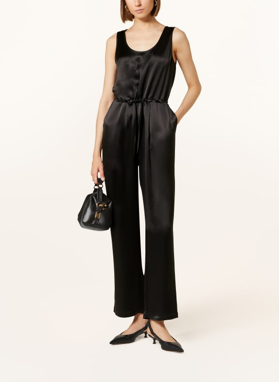 MRS 
HUGS Satin-Jumpsuit SCHWARZ