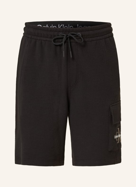 Calvin Klein Jeans Cargoshorts SCHWARZ