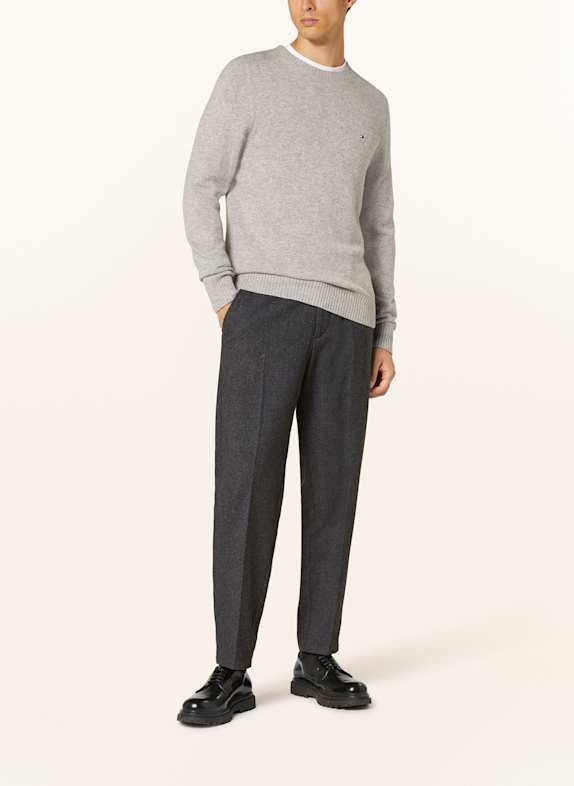 TOMMY HILFIGER tröja LJUSGRÅ
