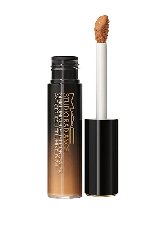 M.A.C STUDIO RADIANCE NC35