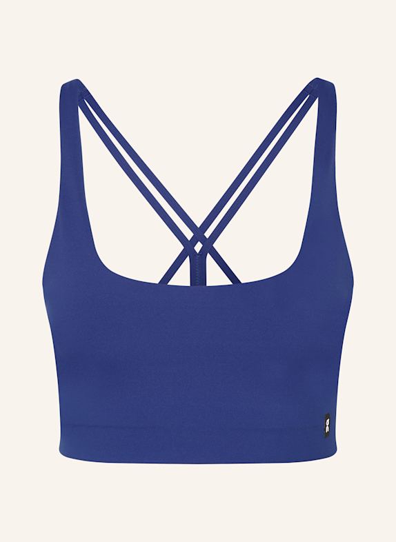 On T-shirt con decorazione di BLUE