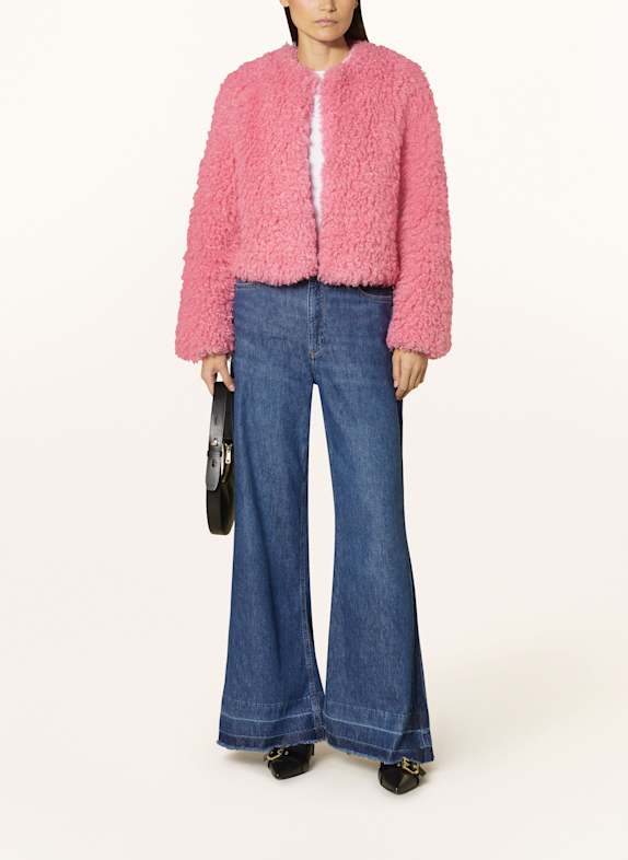 rich&royal Krótka kurtka ze sztucznego futra MOCNORÓŻOWY