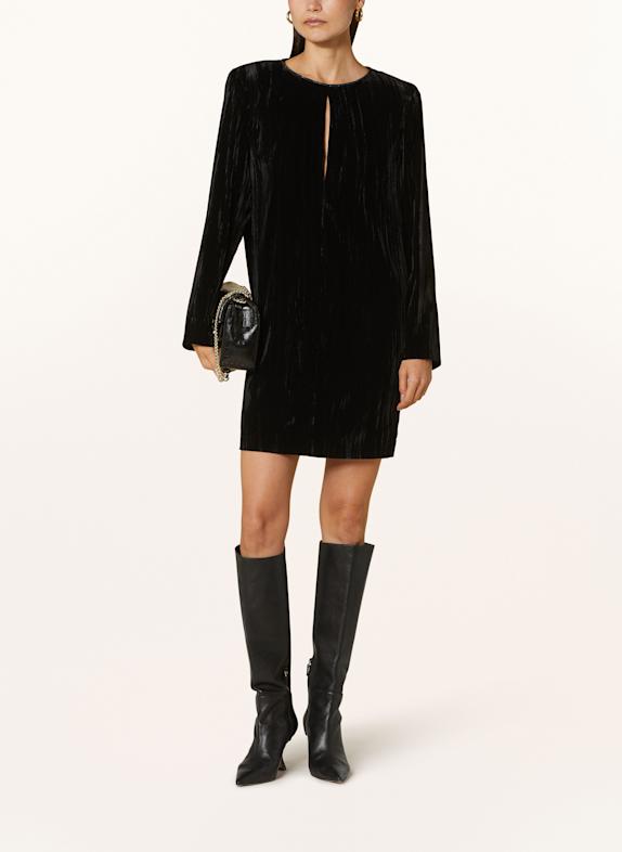 RIANI Samtkleid mit Schmucksteinen SCHWARZ