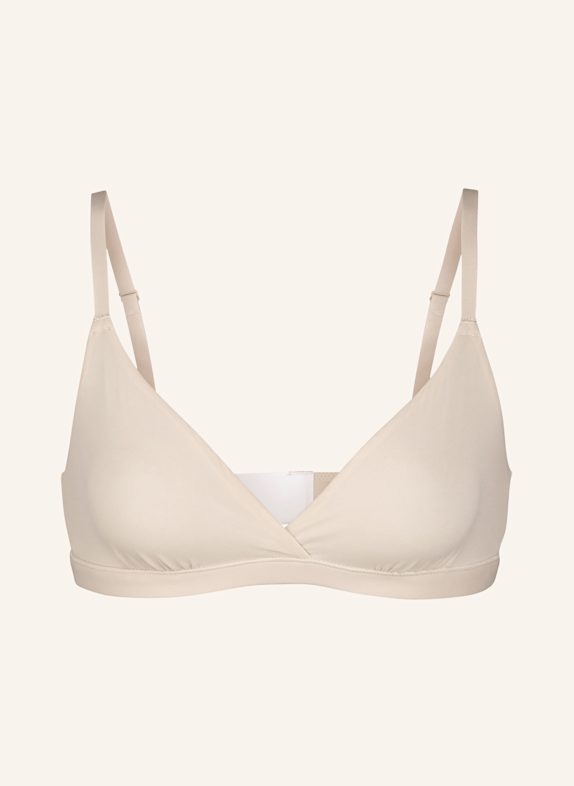 SKIMS Triangel-BH FITS EVERYBODY SAND
