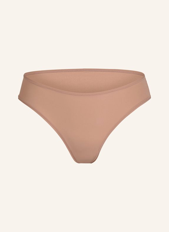 SKIMS Slip FITS EVERYBODY SIENNA