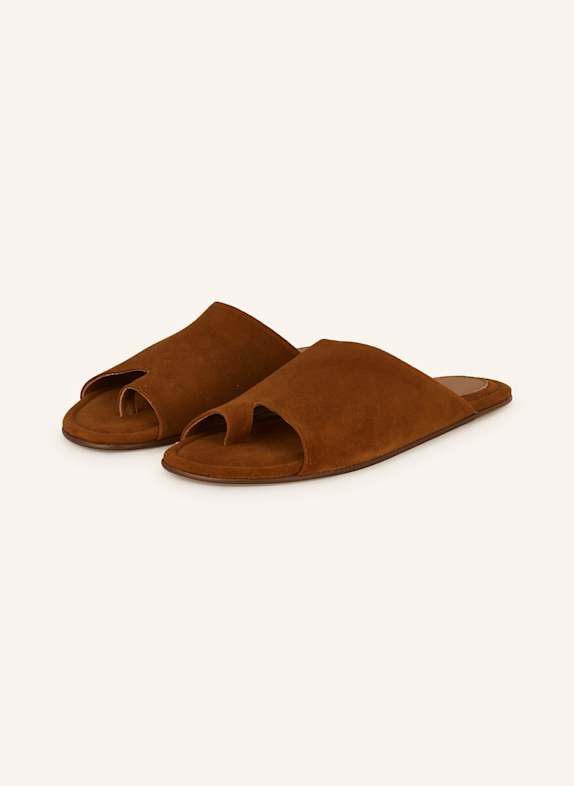 GIA BORGHINI Slides JULIA COGNAC