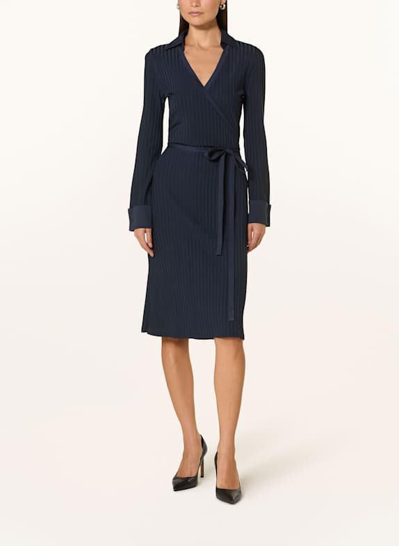 BOSS Kleid ELLARIE in Wickeloptik DUNKELBLAU