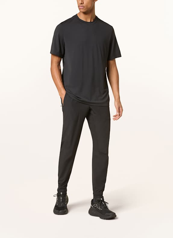 lululemon T-shirt LICENSE TO TRAIN 0001 BLACK