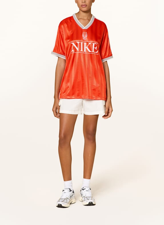 Nike Oversized shirt SPORTSWEAR ROOD / GRIJS / WIT
