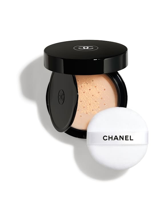 CHANEL POUDRE UNIVERSELLE LIBRE 40 MEDIUM PLUS