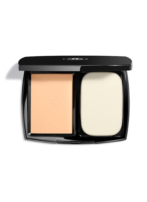 CHANEL ULTRA LE TEINT B30