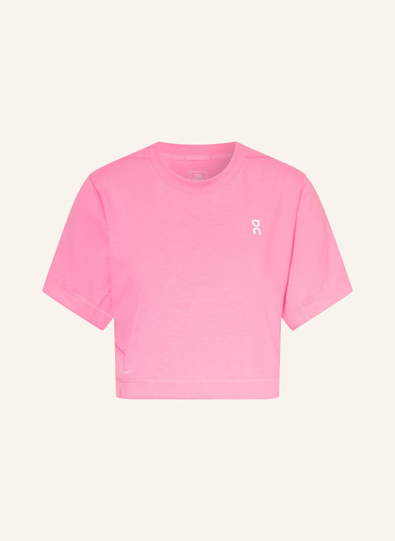 On Cropped-Top TRAIN-T ROSA