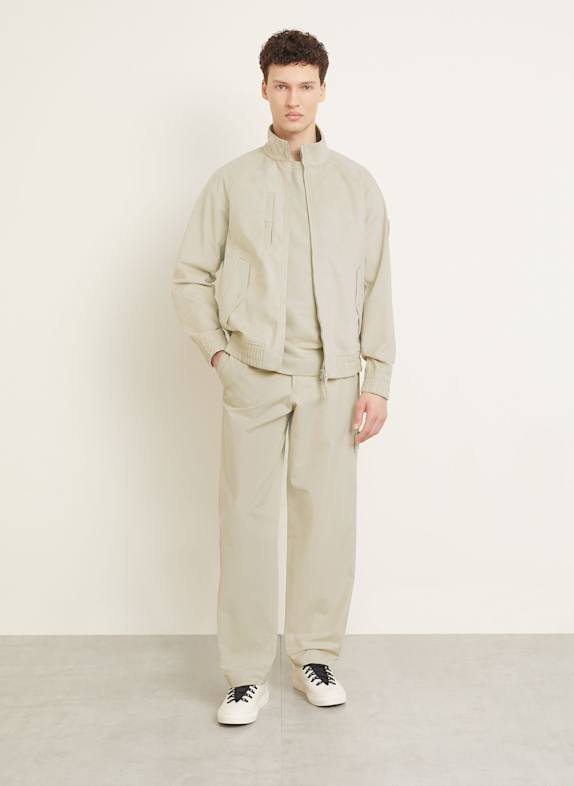 STONE ISLAND Chinosy GHOST regular fit BEŻOWY