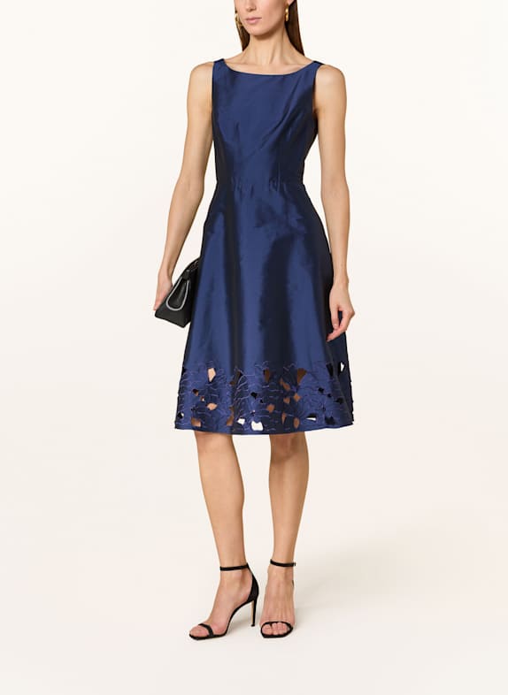 ADRIANNA PAPELL Kleid mit Lochspitze DUNKELBLAU