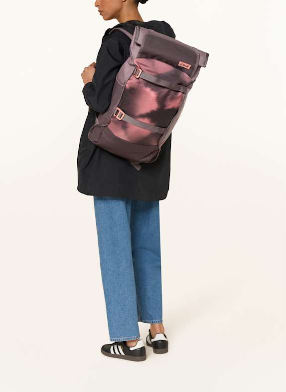 AEVOR Rygsæk TRIP PACK 26 l med laptop-rum FUCHSIA / MØRKEORANGE