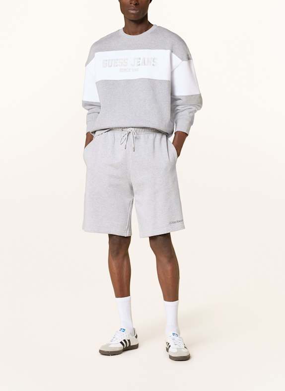 GUESS JEANS Sweatshorts EMBRO LICHTGRIJS