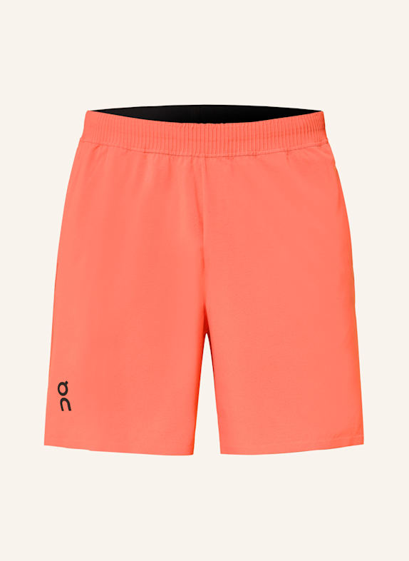On Trainingsshorts FOCUS LACHS