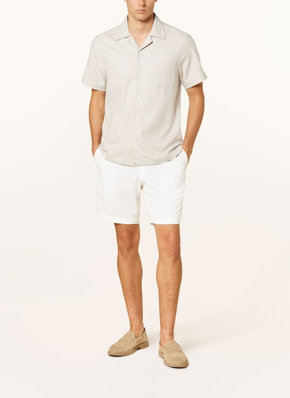 REISS Pantaloni scurți DECK ALB