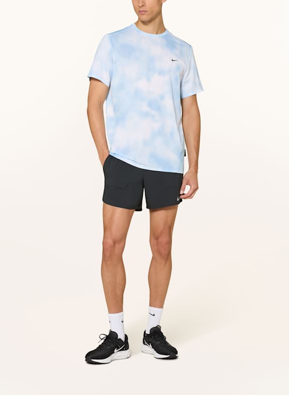 Nike Hardloopshirt RUNNING DIVISION BREATHE DRI-FIT ADV WIT / LICHTBLAUW
