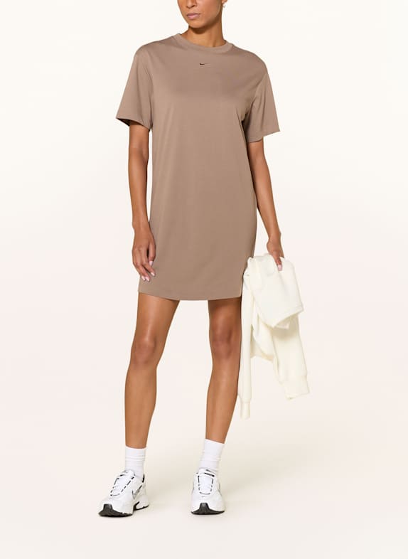 Nike SPORTSWEAR ESSENTIAL" jersey dress BROWN