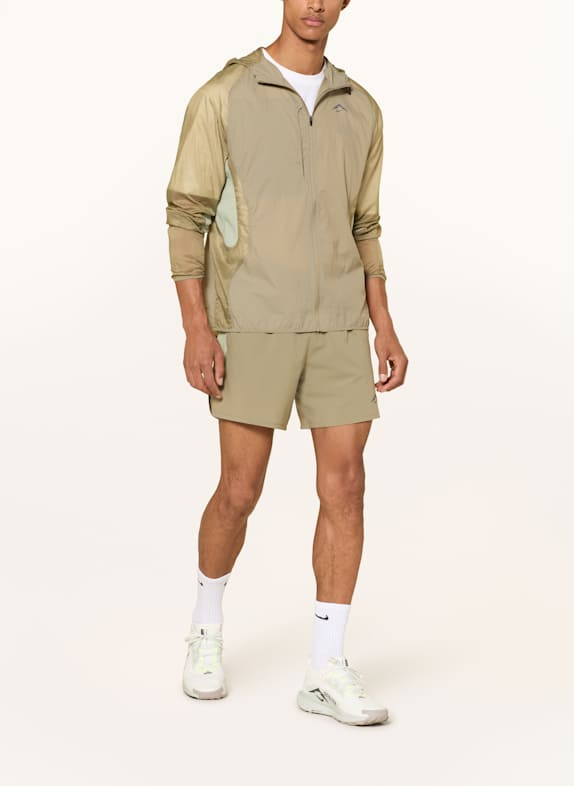 Nike Hardloopjack TRAIL AIREEZ OLIJF