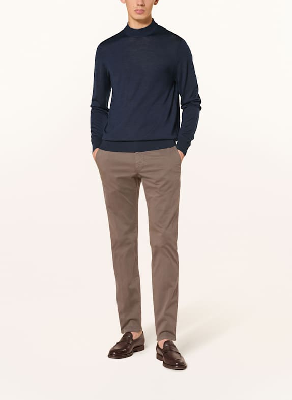 windsor. Trui NANDO DONKERBLAUW
