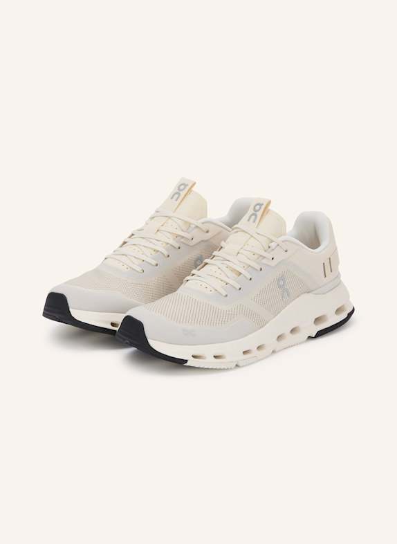 On Sneakers CLOUDNOVA FORM 2 CREAM/ ECRU