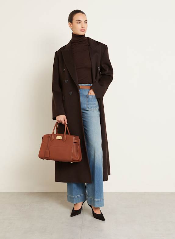 FERRAGAMO Handväska THE NEW STUDIO SOFT LARGE KONJAK