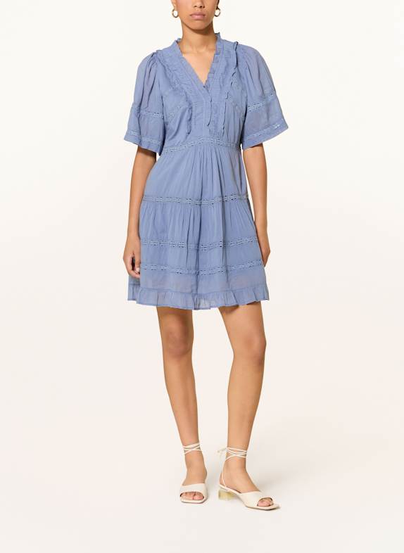 NEO NOIR Robe MILENE avec dentelle et volants BLEU GRIS