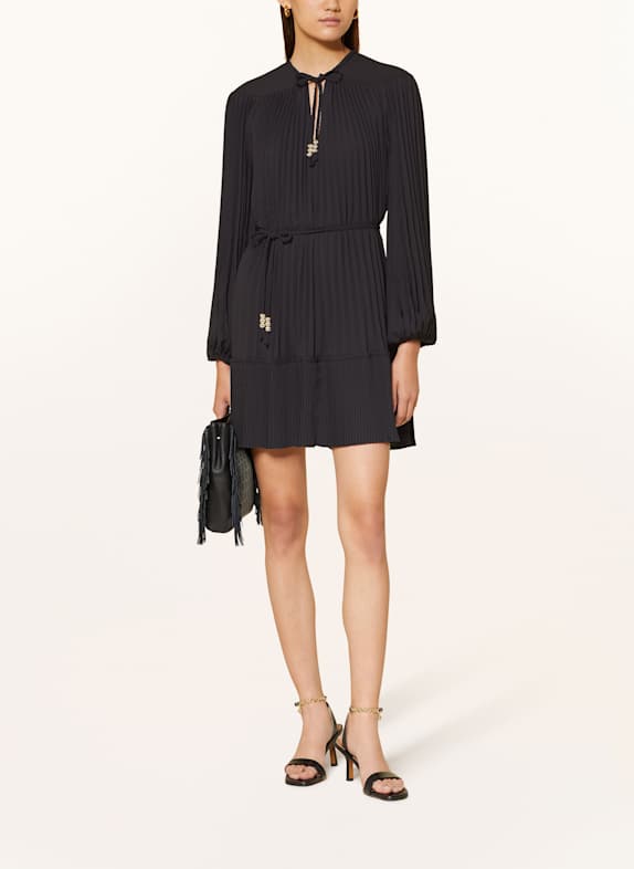 maje Plisseekleid SCHWARZ