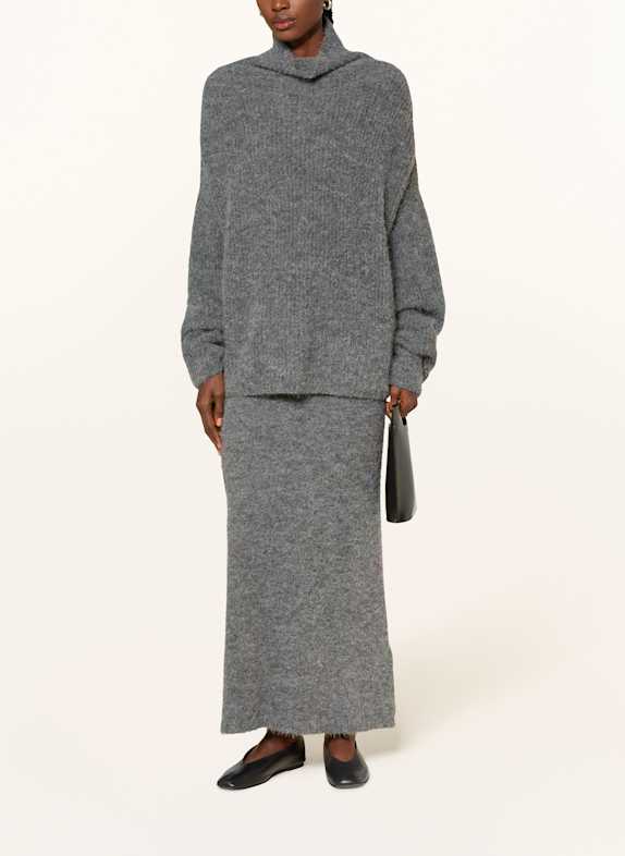 by Aylin Koenig Trui MARA met alpaca GRIJS