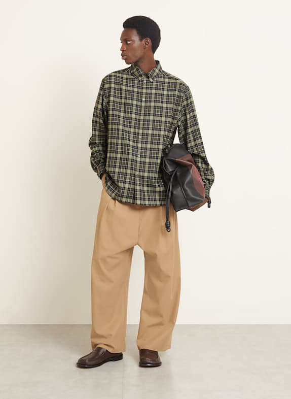 LOEWE Košile Regular Fit SVĚTLE ZELENÁ / ČERNÁ