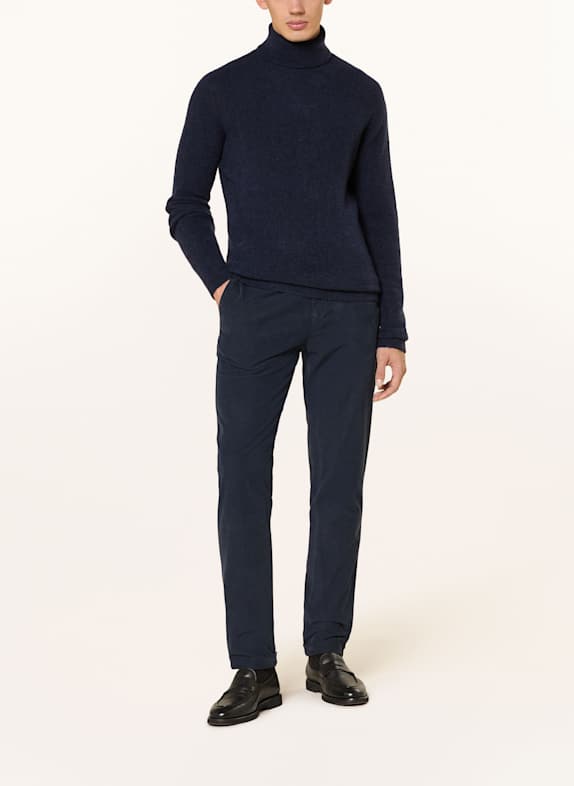 roberto collina Trui met col van kasjmier DONKERBLAUW