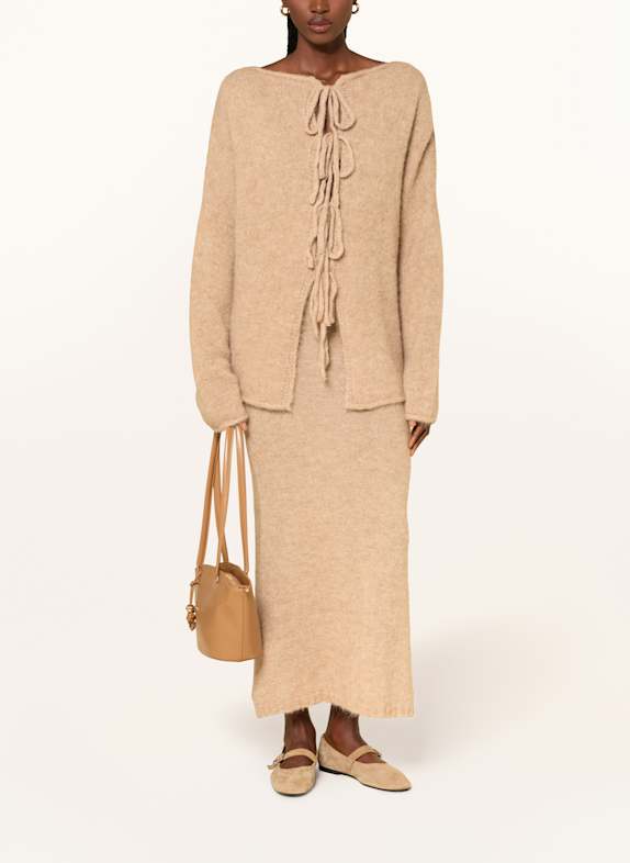 by Aylin Koenig Vest MANA met alpaca CAMEL