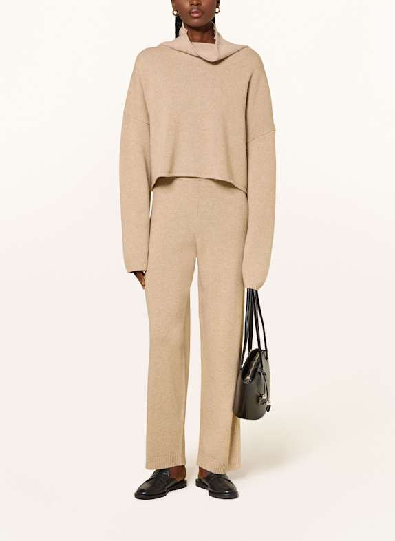 by Aylin Koenig Trui met col CARLI CAMEL