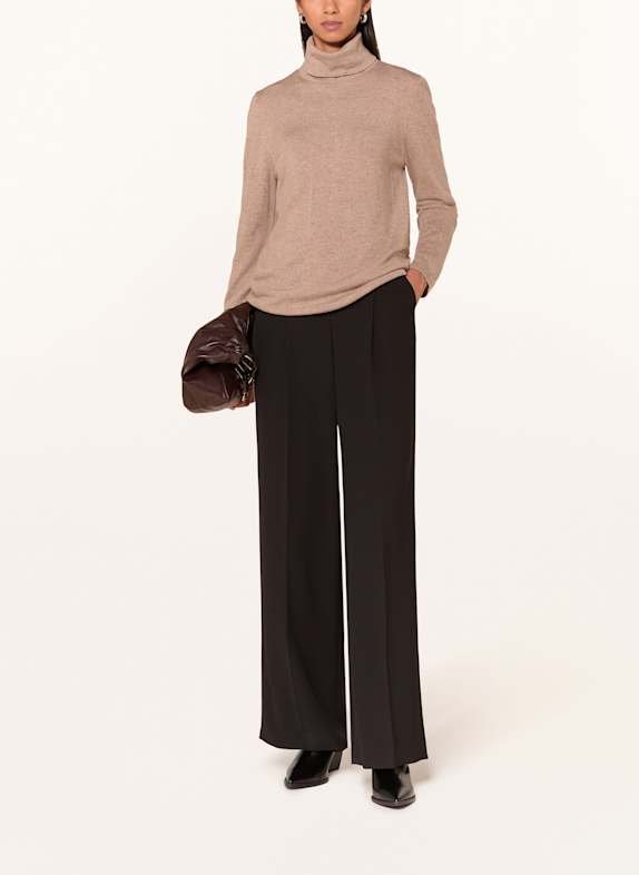 rosemunde Trui met col RMWSOFIA BEIGE