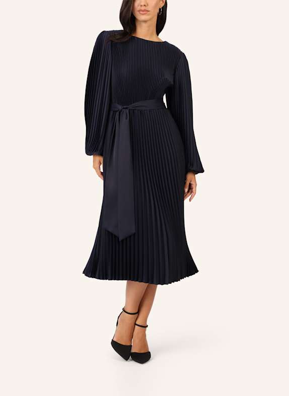 APART Midi Plisseekleid DUNKELBLAU