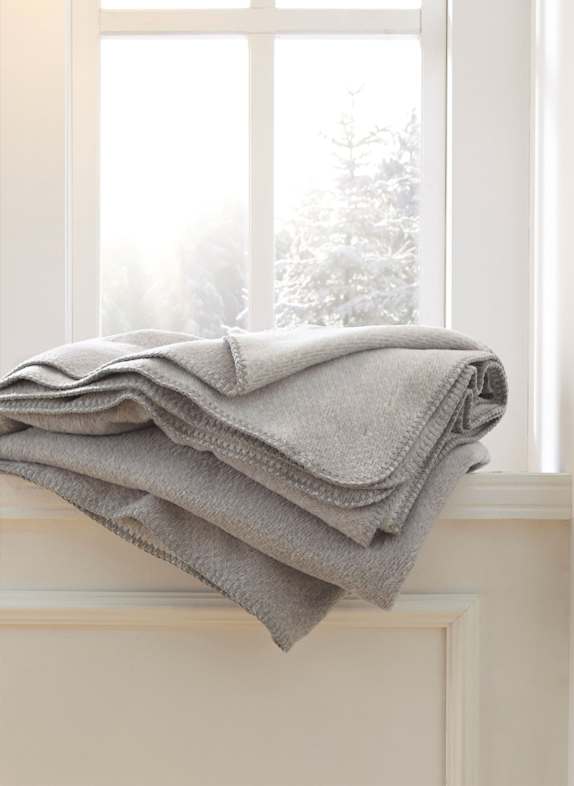 Hochwertige Plaids & Decken online kaufen