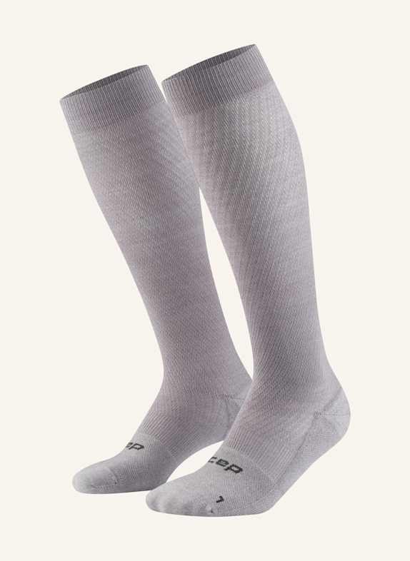 cep Kniestrümpfe Core flight socks zum Reisen HELLGRAU