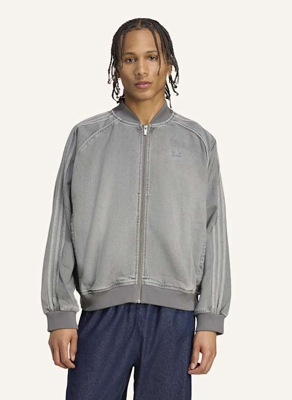 adidas Originals SST ADICOLOR LOOSE SST JEANSJACKE, BLACK WASH GRAU