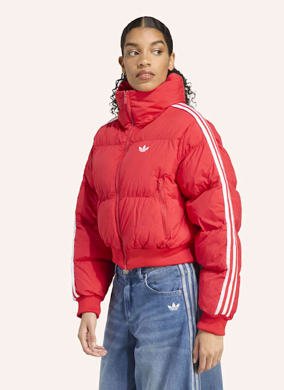 adidas Originals ADICOLOR KÜRZER GESCHNITTENER PUFFER JACKE AUS KUNSTDAUNEN ROT